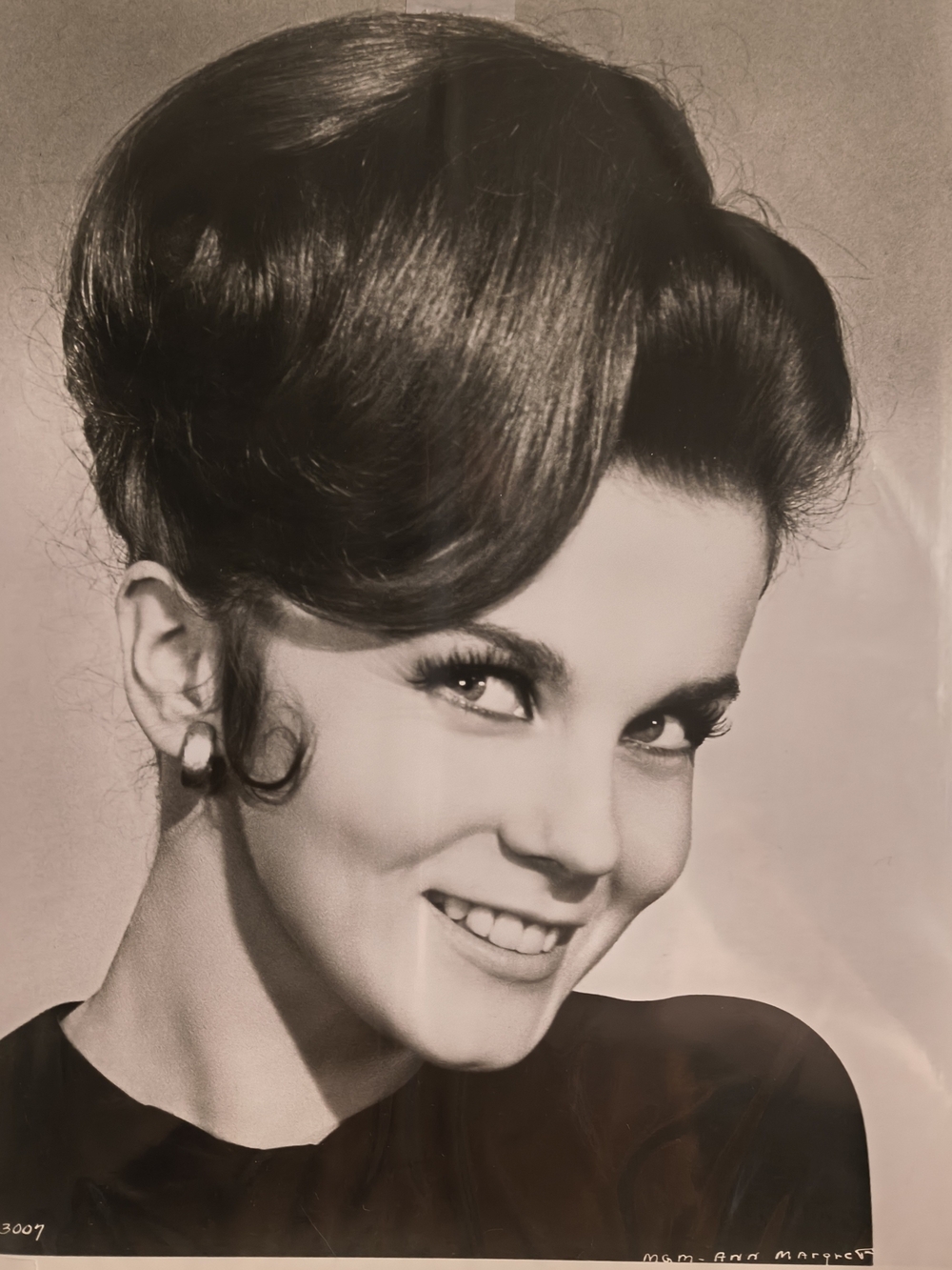Classic Women's Beehive Hairpiece - Black